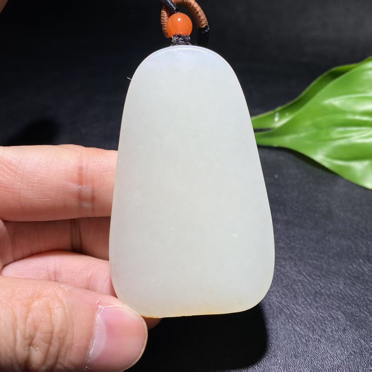 和田玉籽料观音挂件