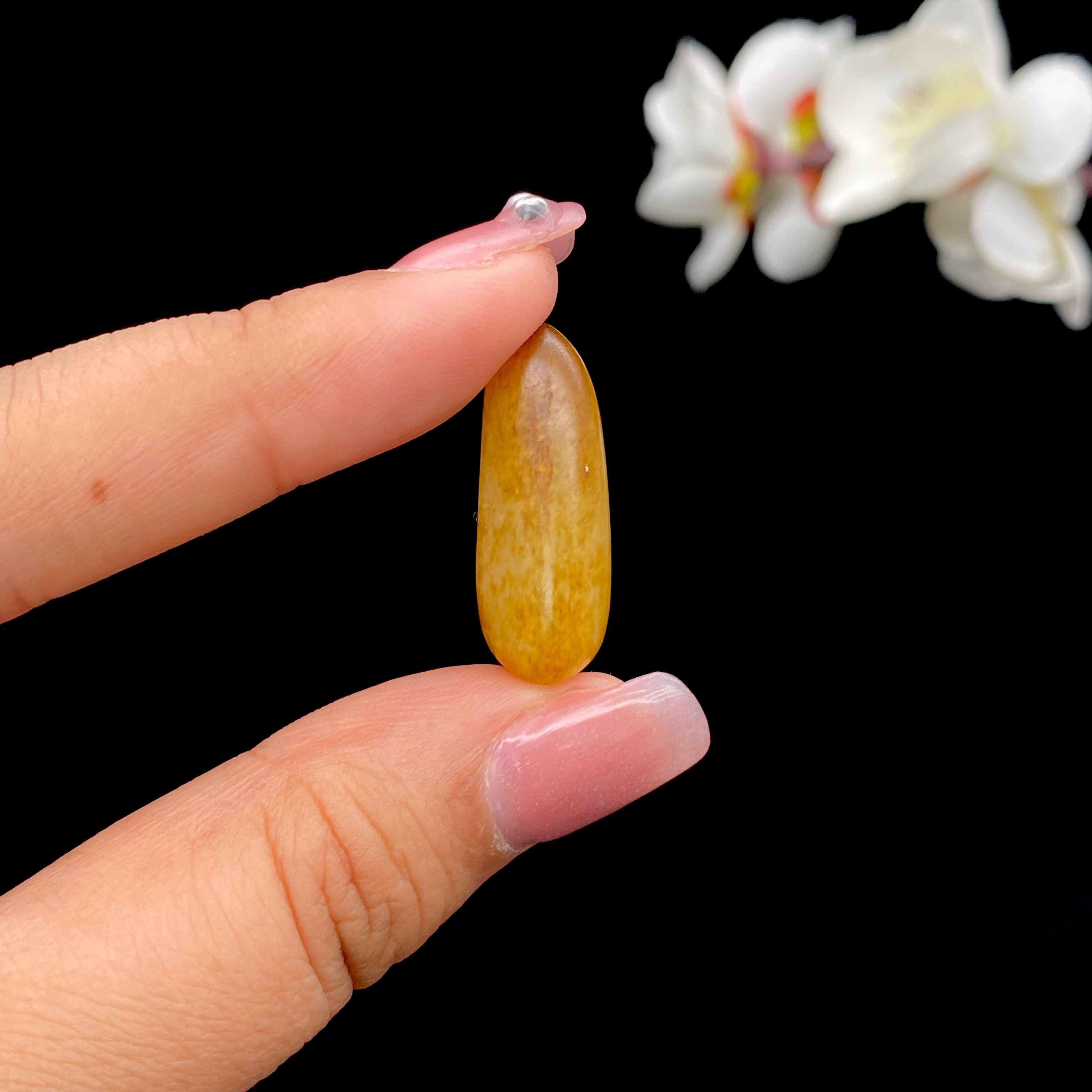 【超值推荐】和田玉-洒金皮白肉籽料原石挂件