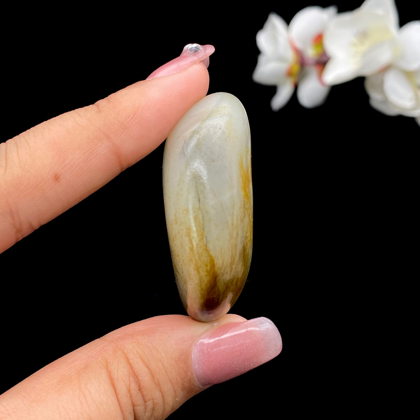 【超值推荐】和田玉-洒金皮青花底籽料挂件