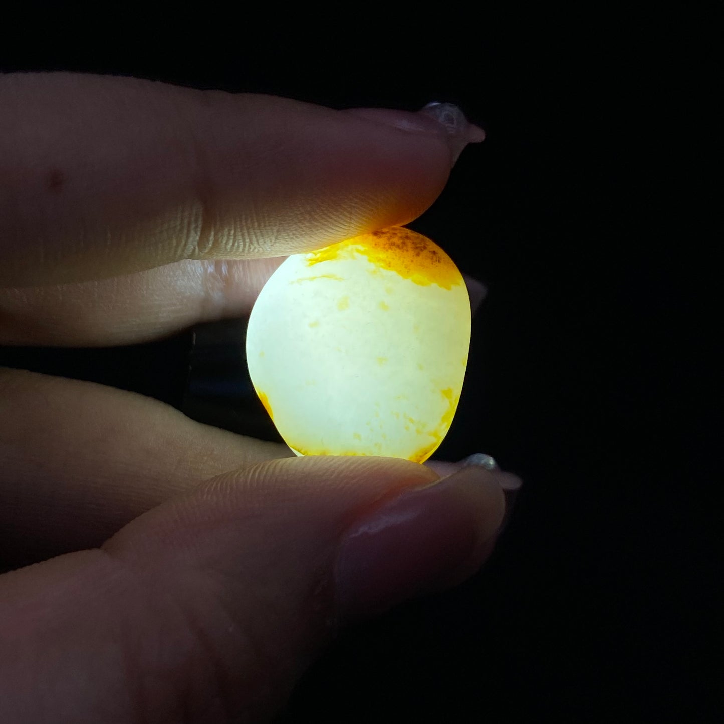 和田玉-聚黄皮青花底籽料吊坠籽
