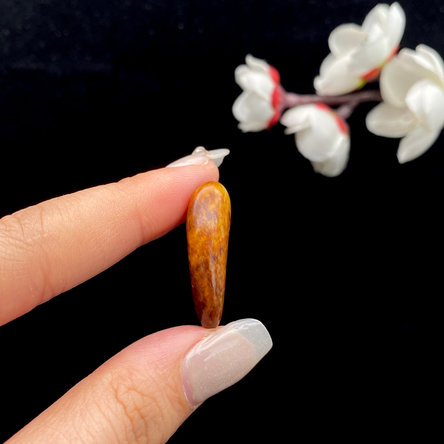 【超值推荐】和田玉-黄沁皮漏白肉籽料原石