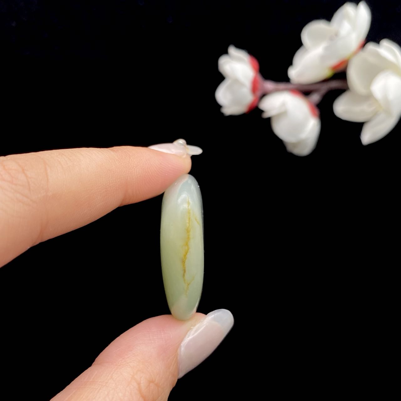 和田玉-青白玉籽料吊坠籽
