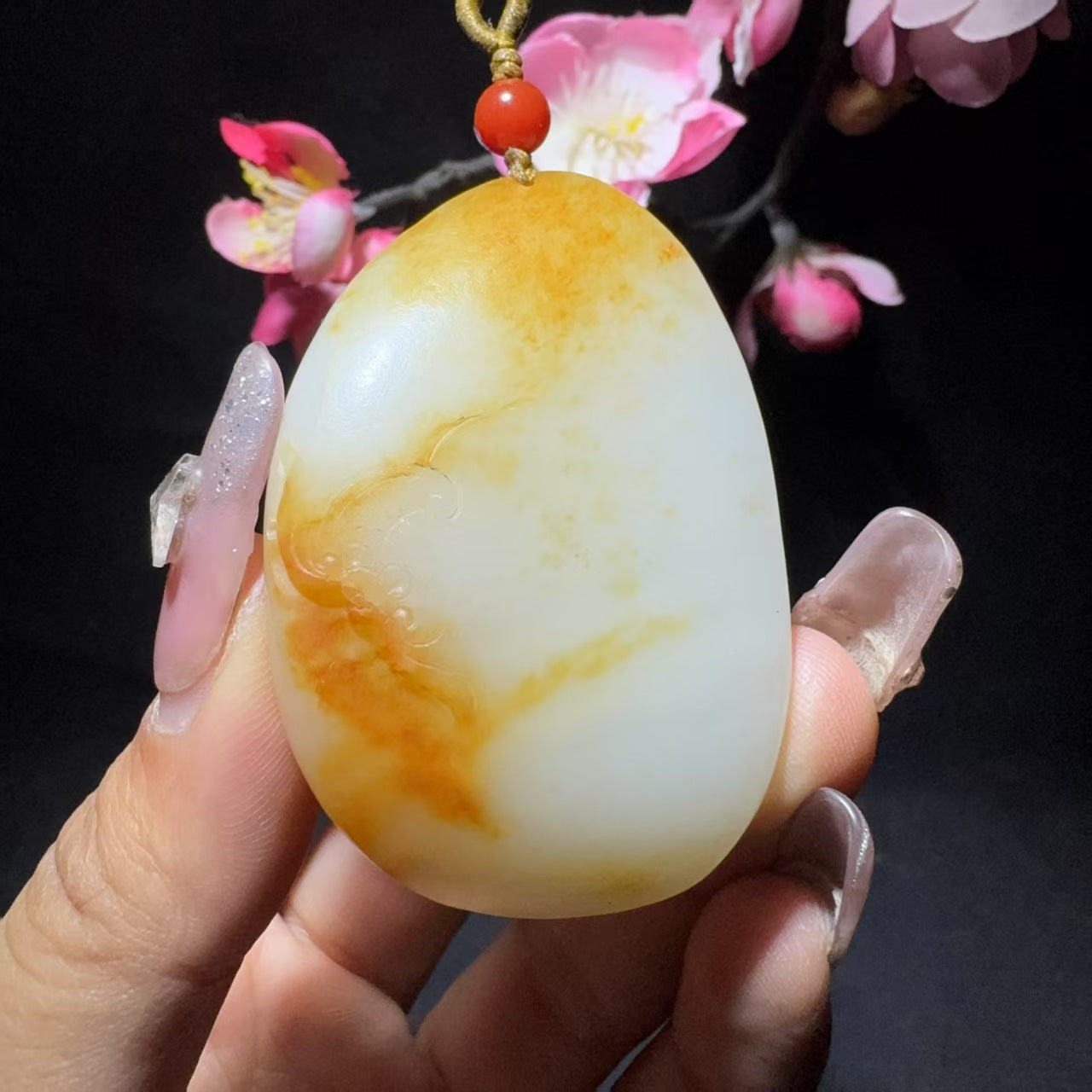 和田玉籽料年年有余挂件