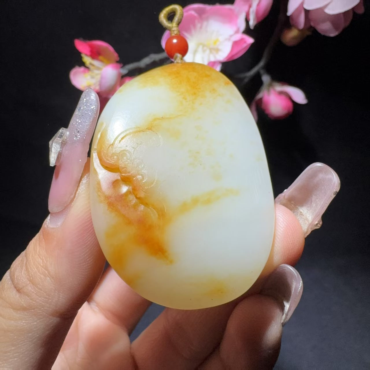 和田玉籽料年年有余挂件