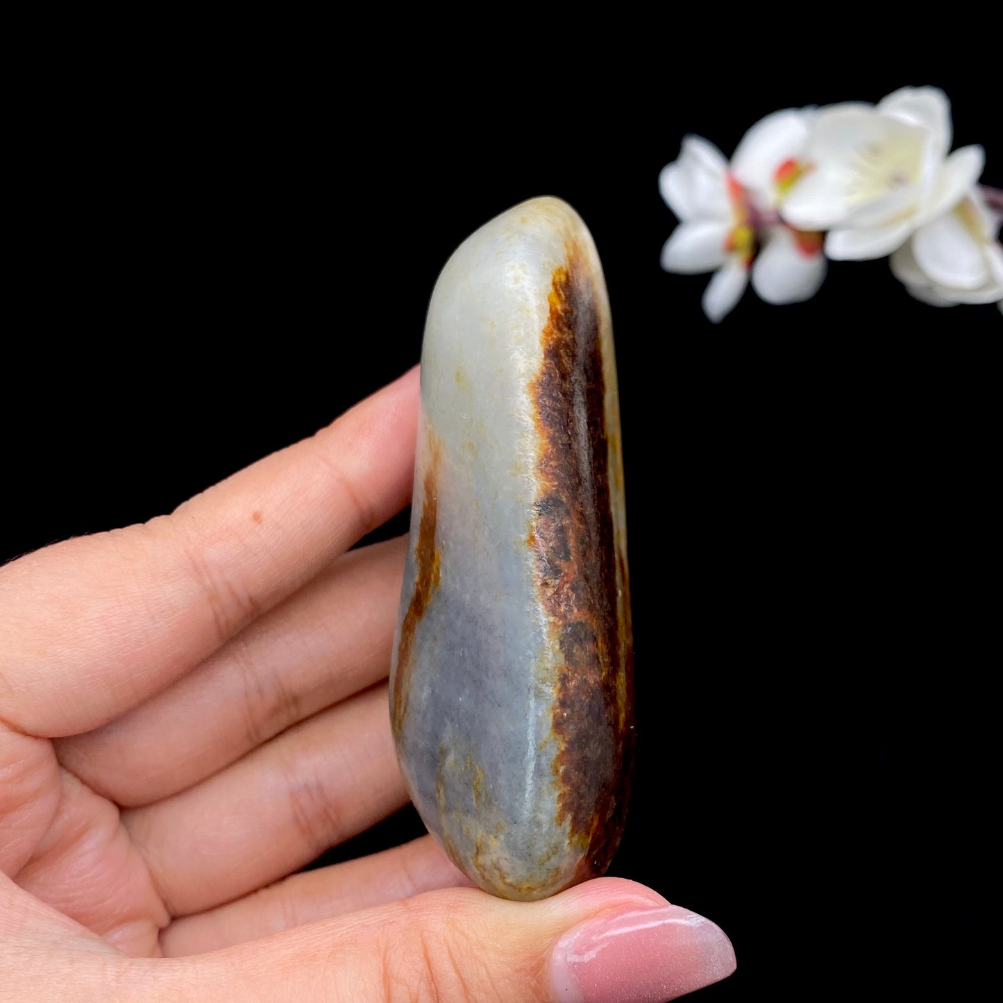 和田玉-聚黄皮青花底籽料手把件