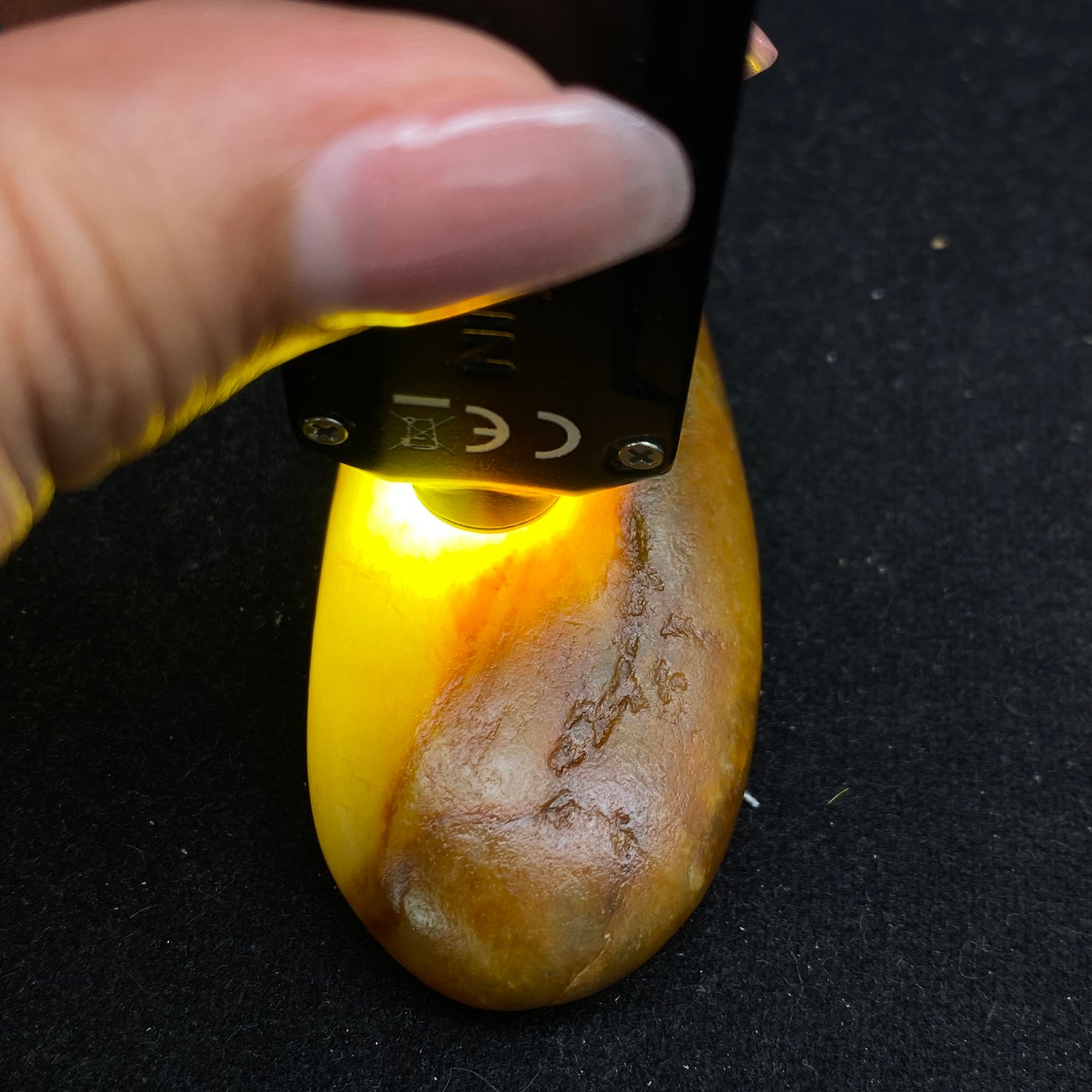 【超值推荐】和田玉-聚黄皮青花籽料手把件