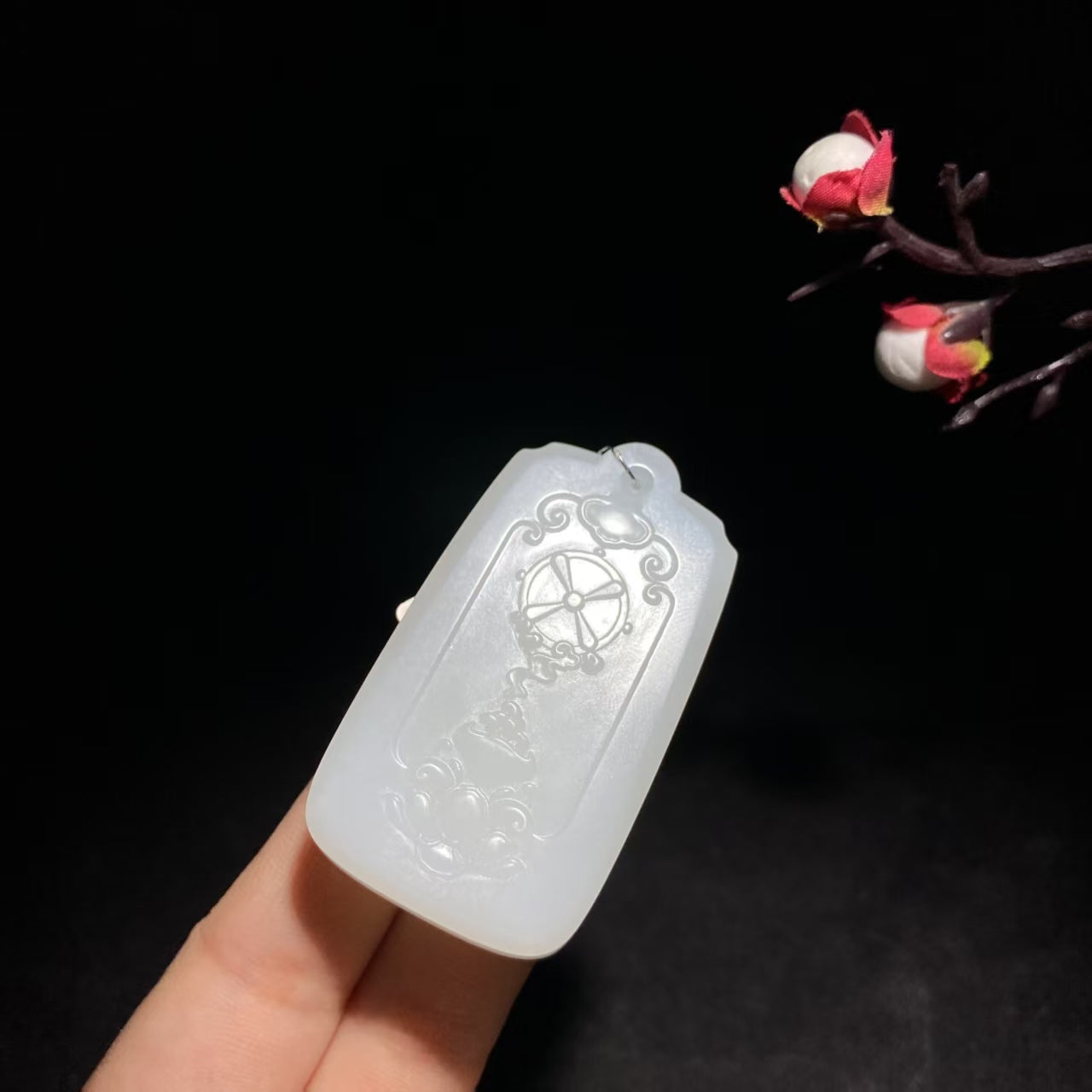 和田山料羊脂白玉观音挂件