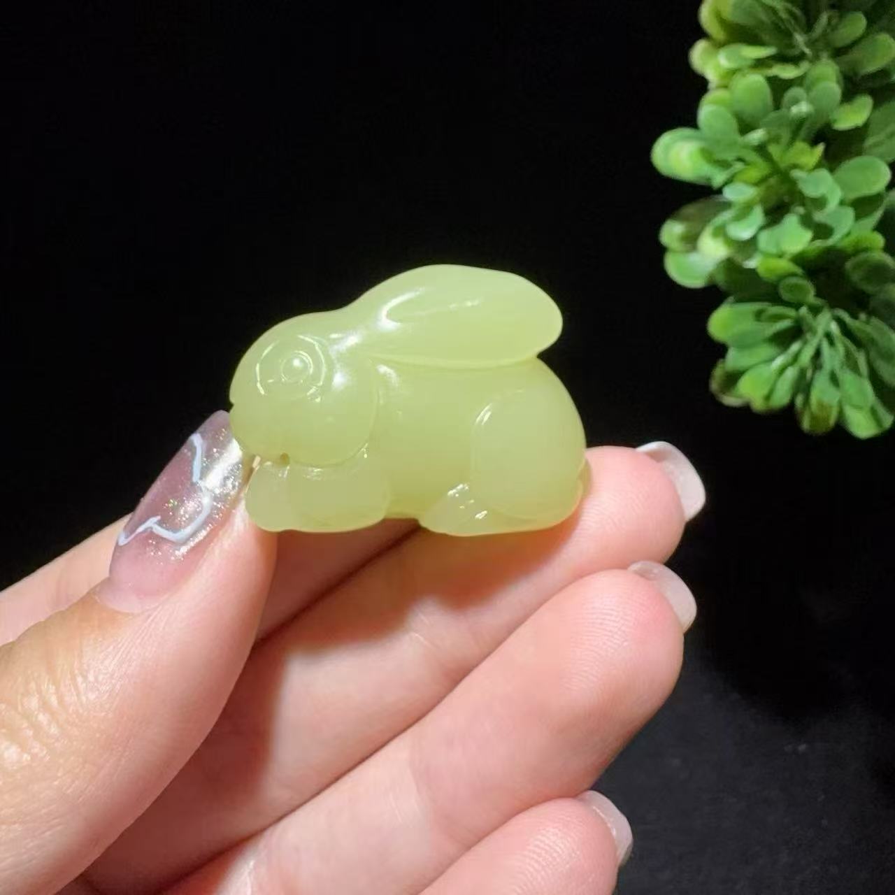和田玉黄玉挂件生肖兔