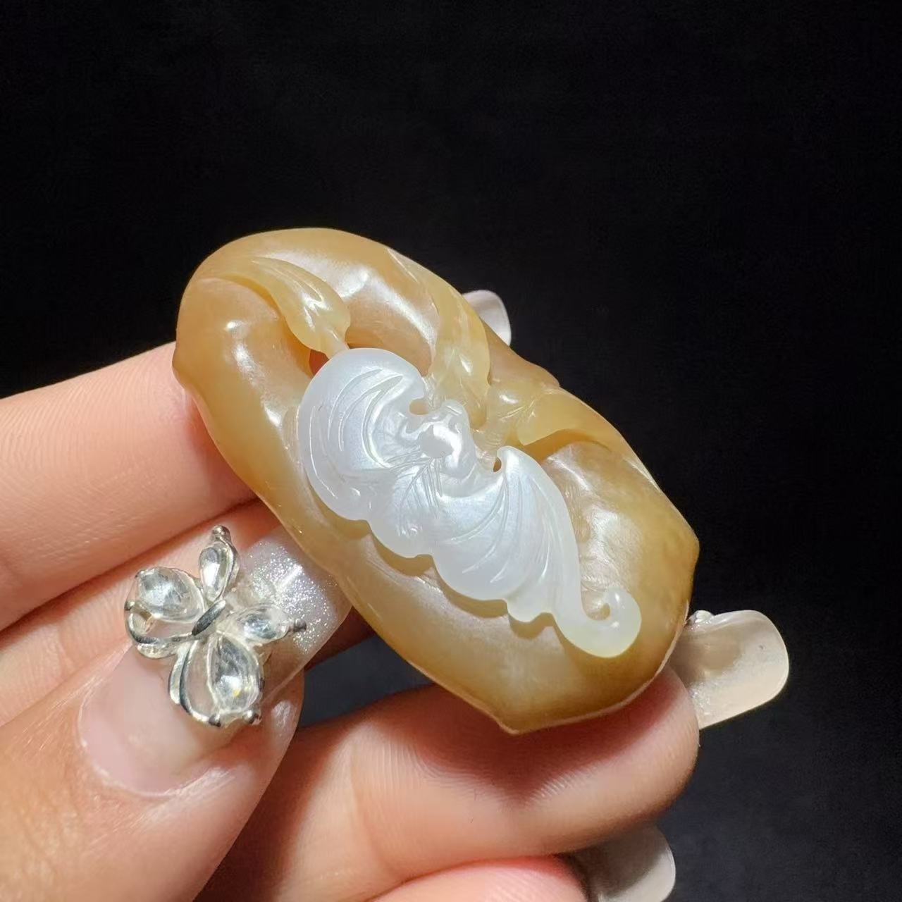 和田玉糖白竹节挂件