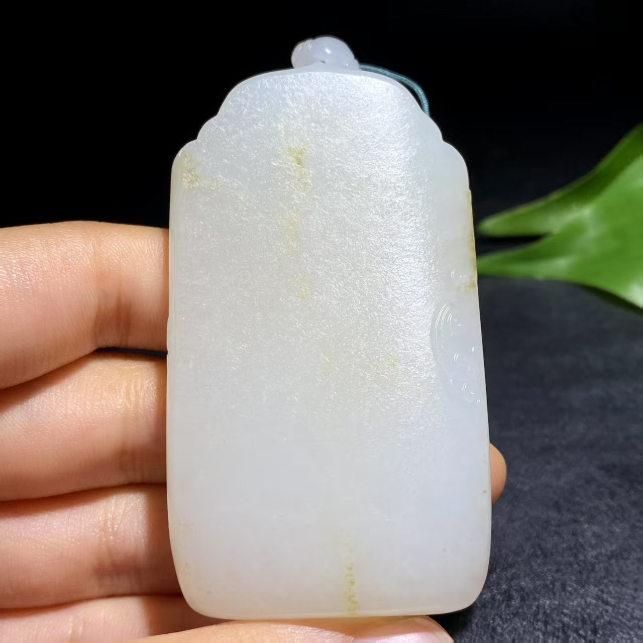 和田玉籽料观音挂件