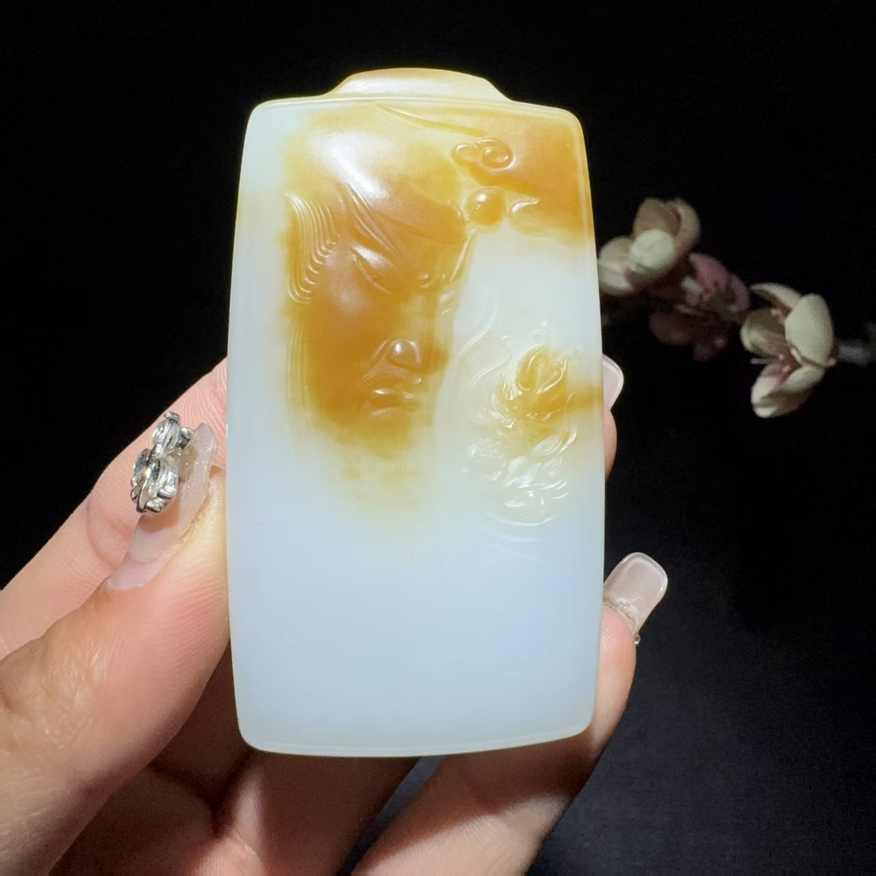和田玉糖白挂件关公