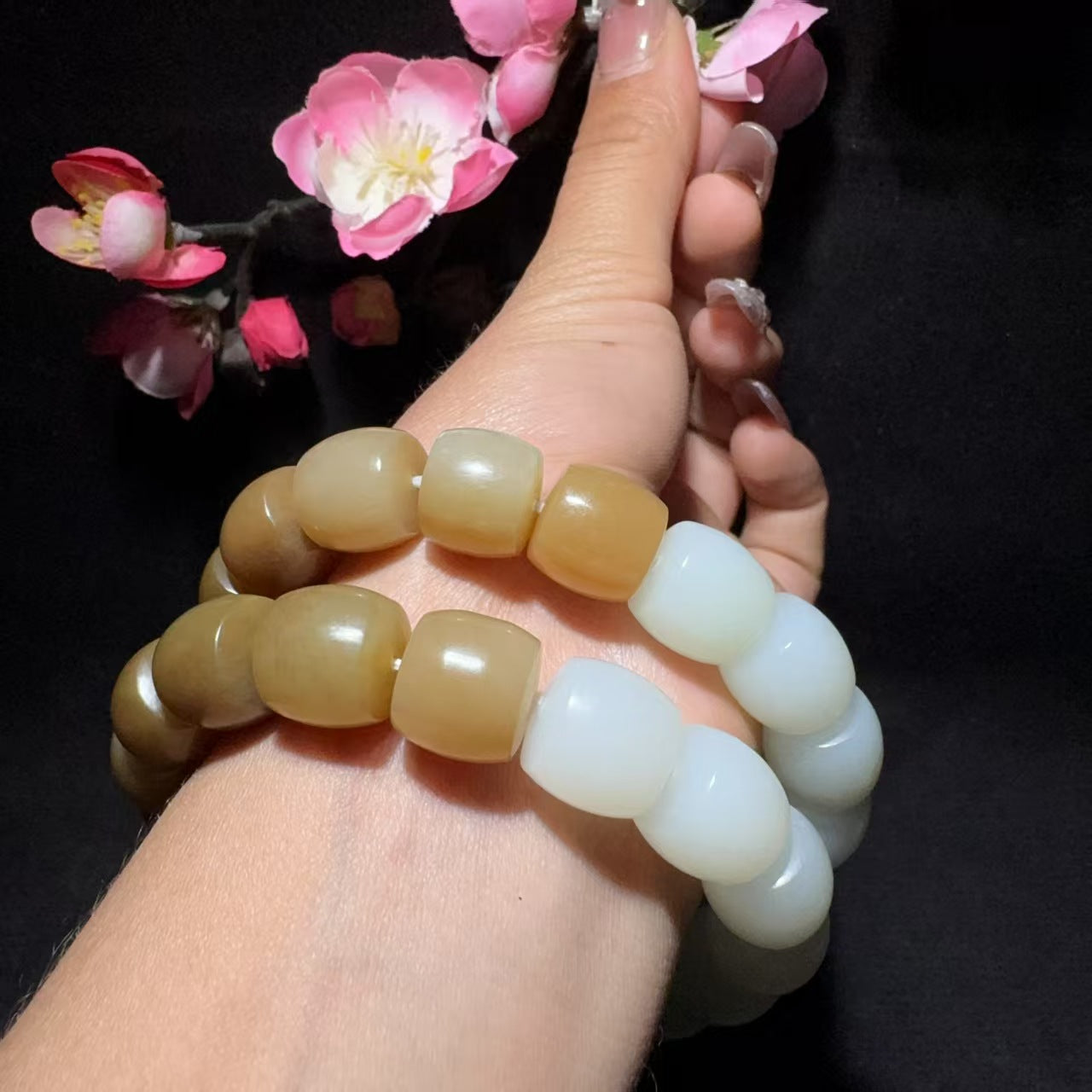 和田玉糖白直切珠手串