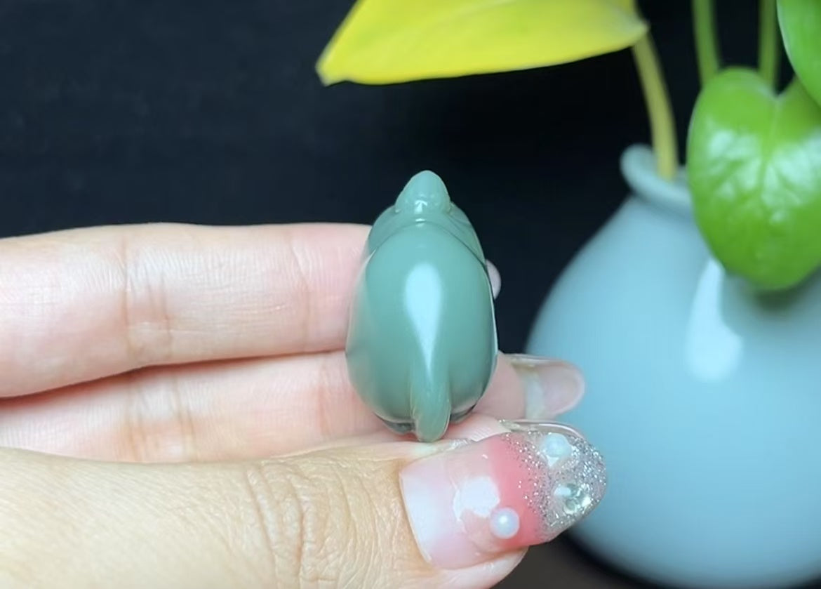 和田玉鸭蛋青唐马挂件