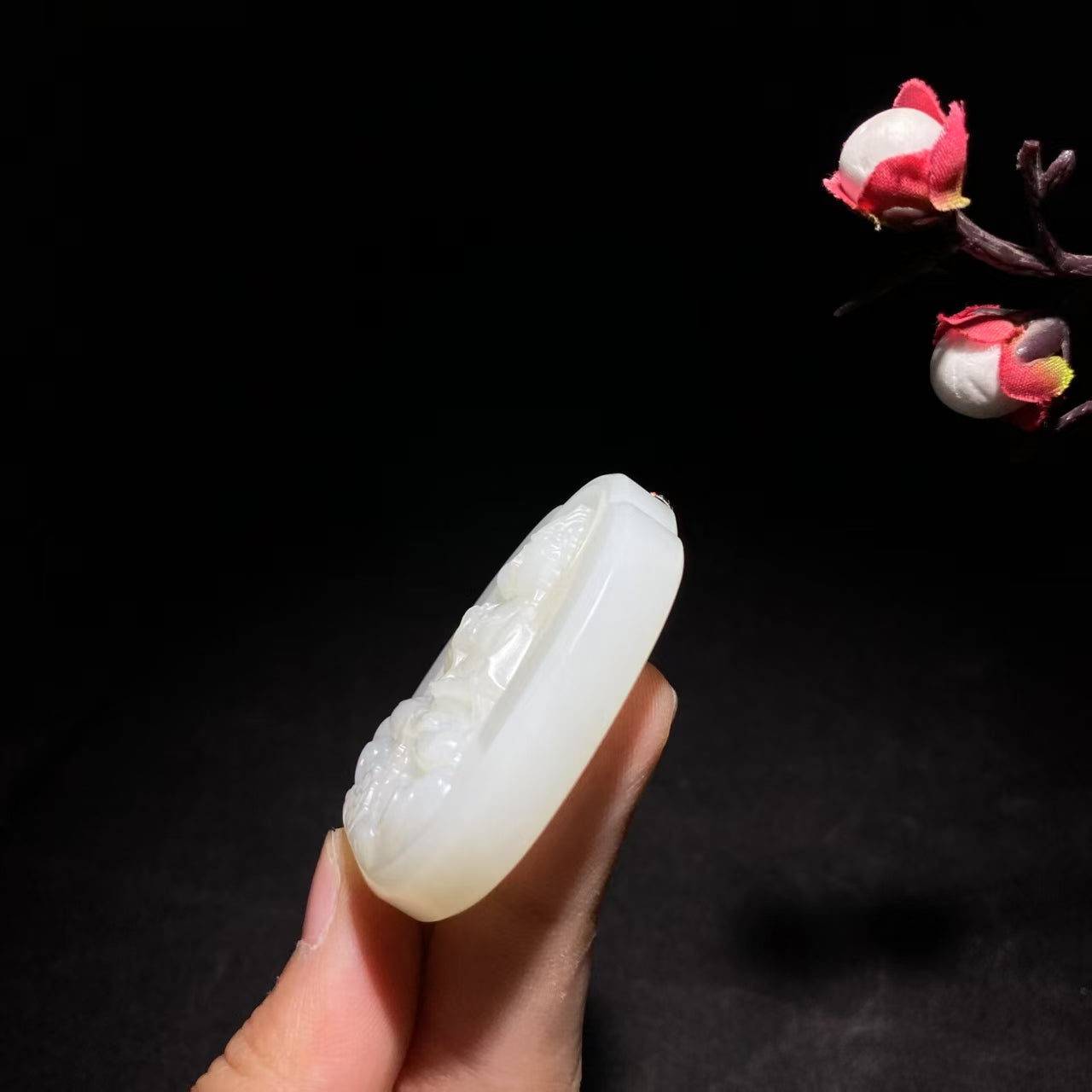 和田山料羊脂白玉观音挂件