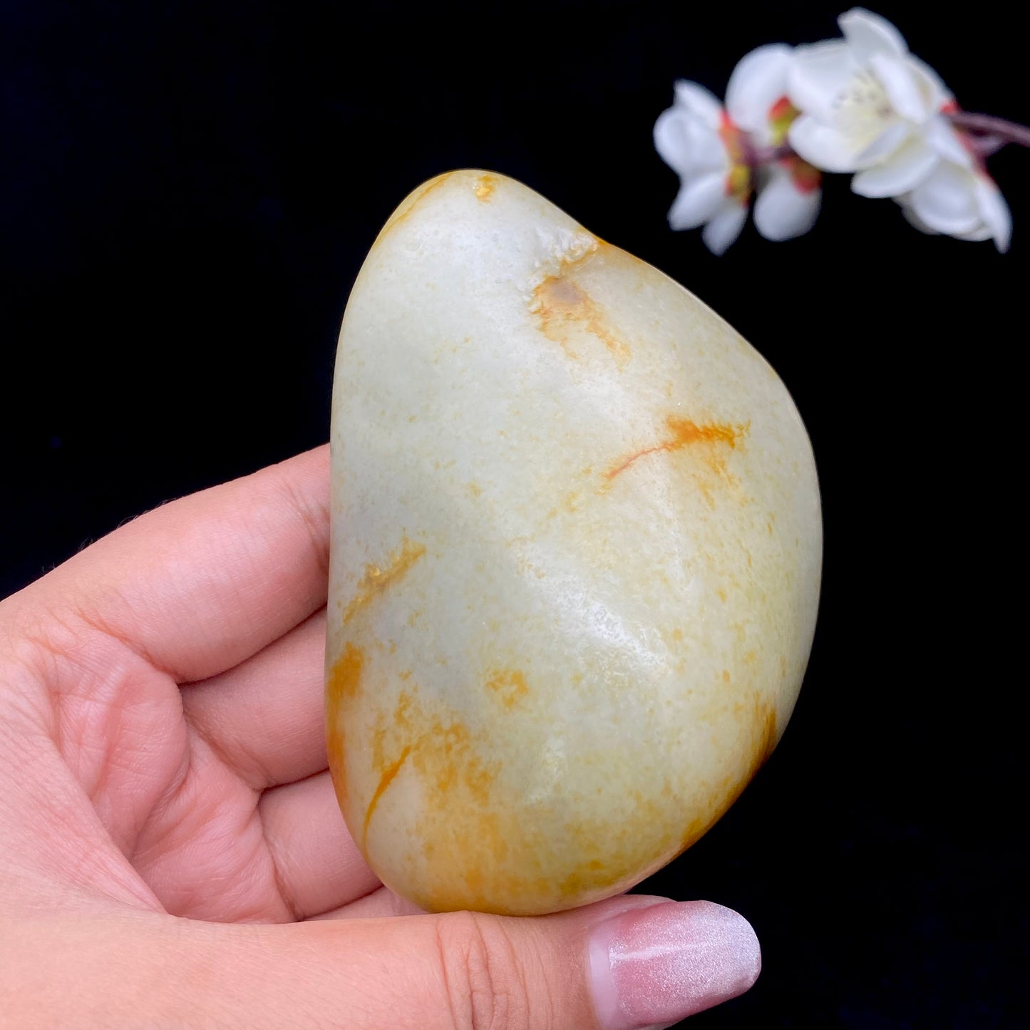 和田玉-满洒金皮青花底籽料手把件