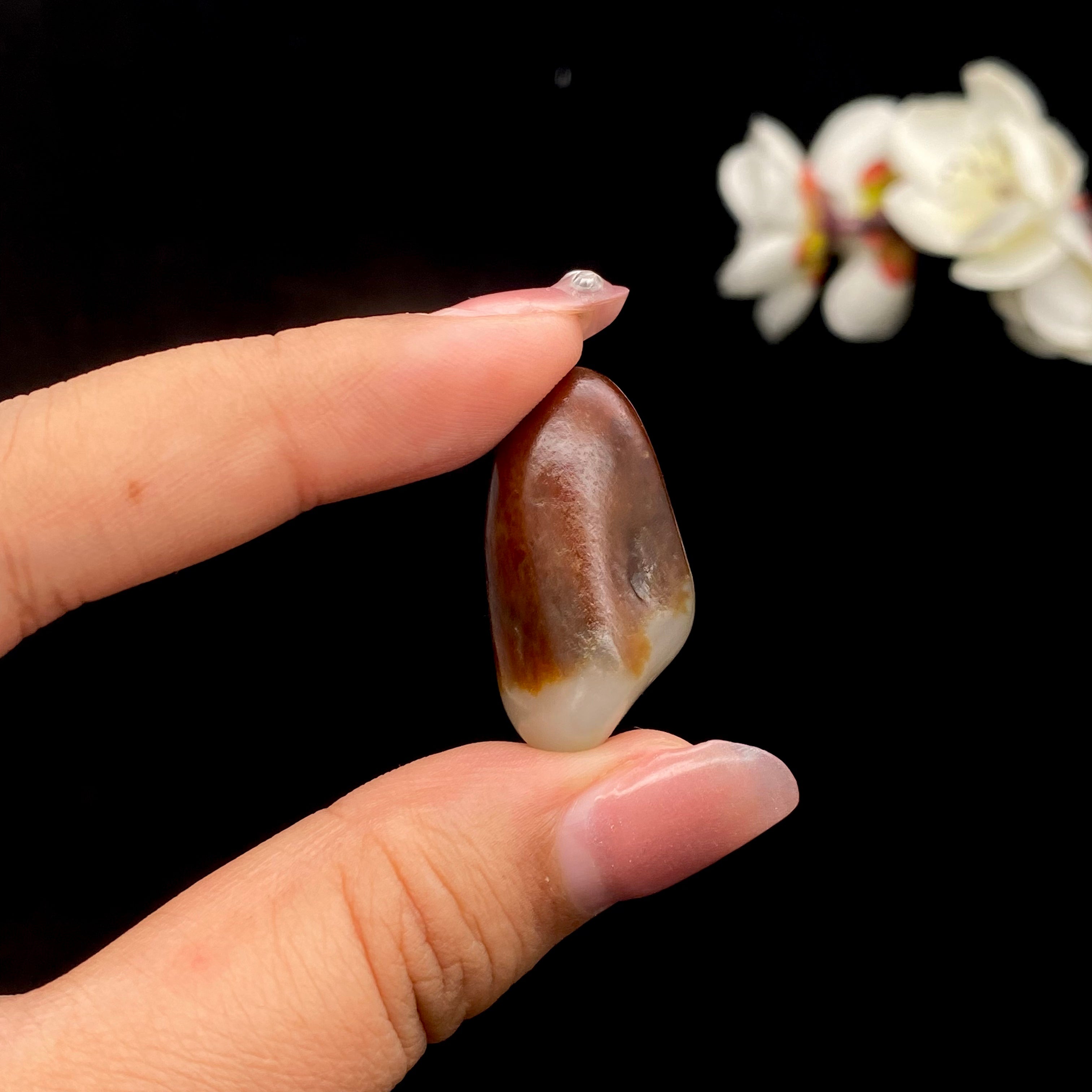  和田玉-聚红皮白肉籽料吊坠籽