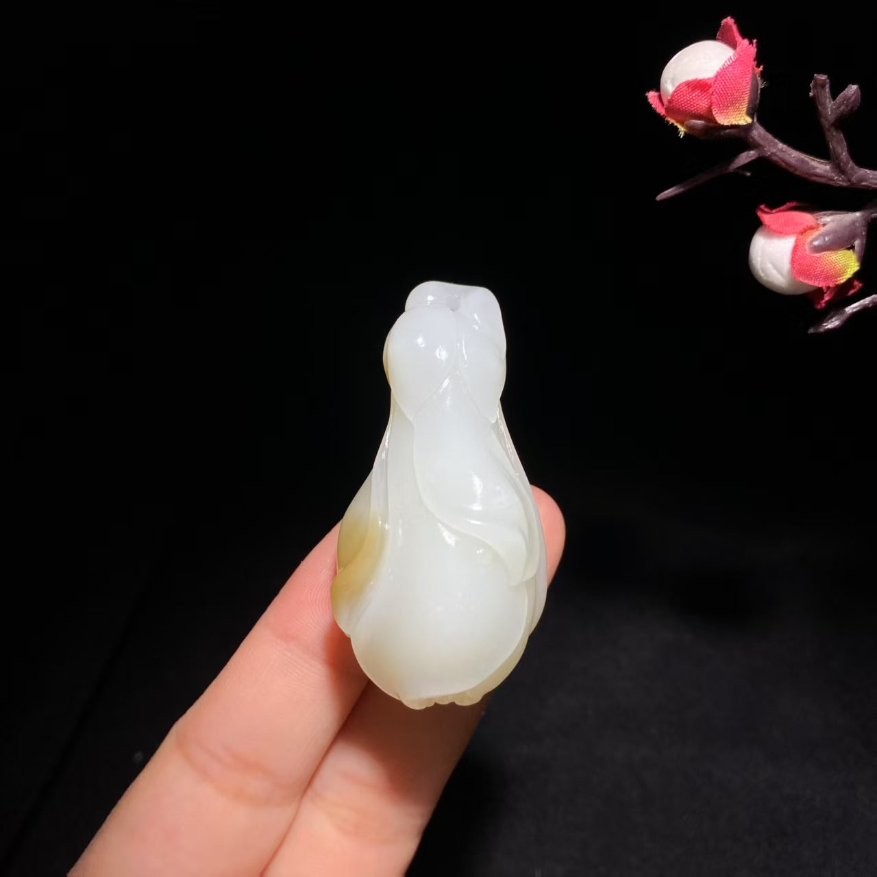 和田山料糖白玉玉兰花挂件