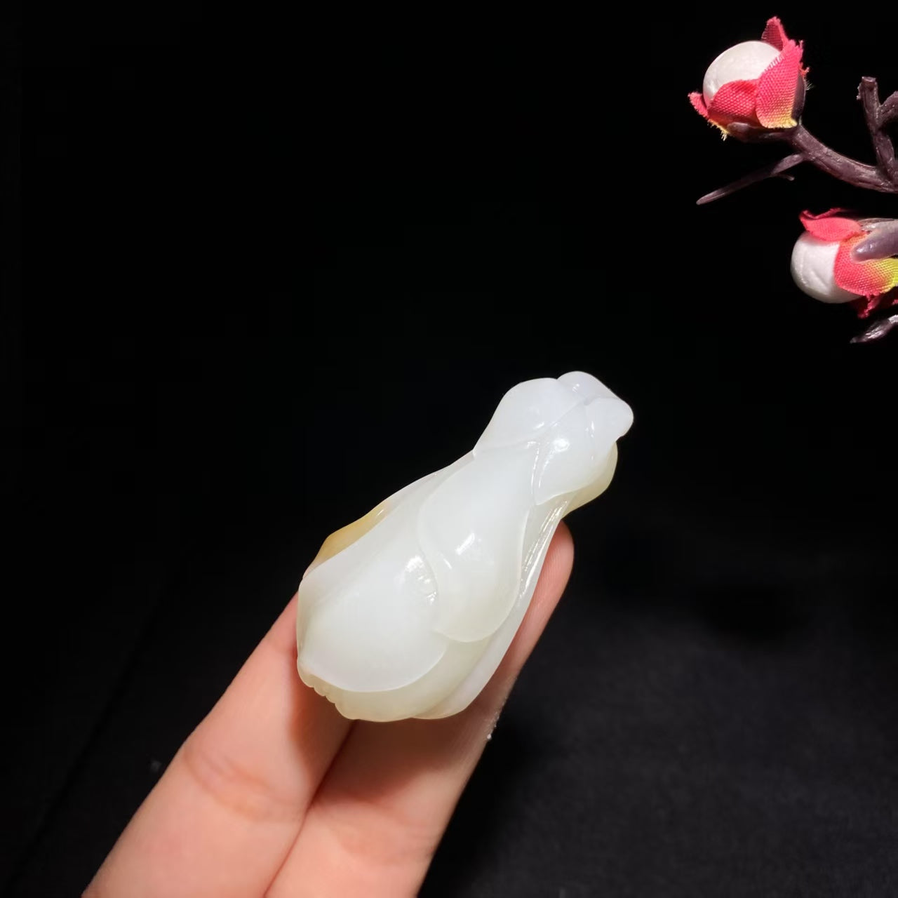 和田山料糖白玉玉兰花挂件