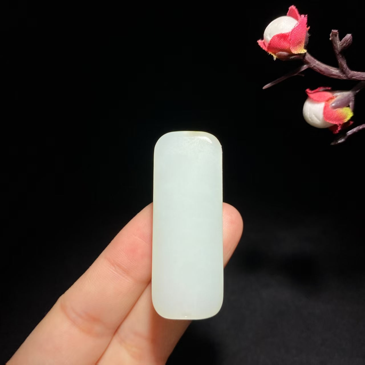 和田山料糖白玉生肖龙挂件