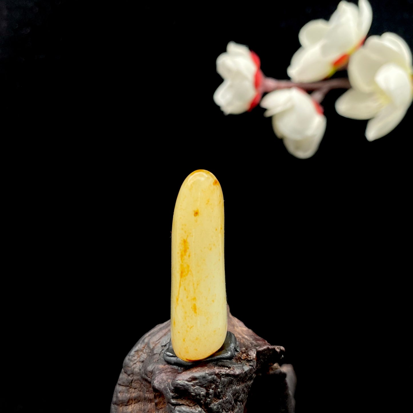 和田玉-洒金皮白肉籽料吊坠籽