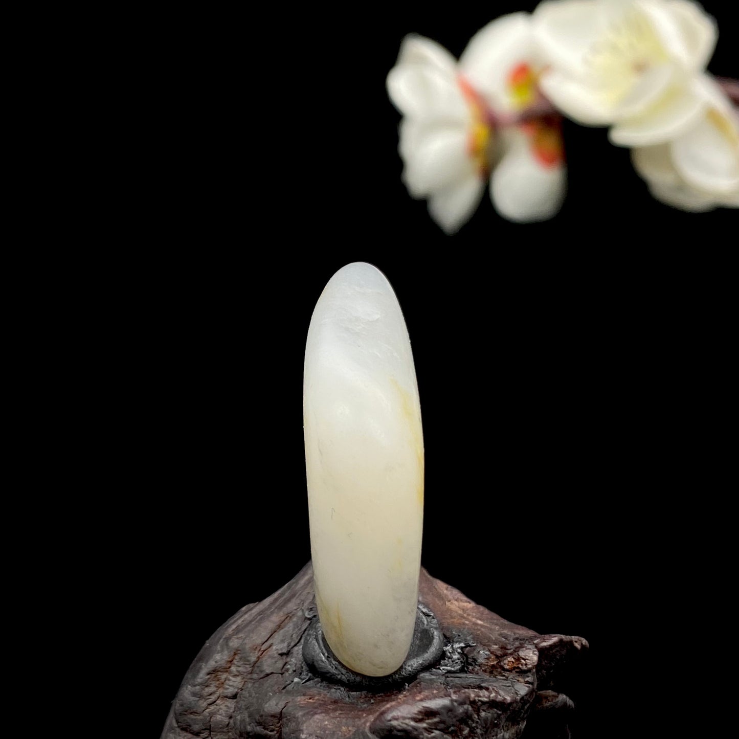和田玉-青花带黄皮籽料吊坠籽