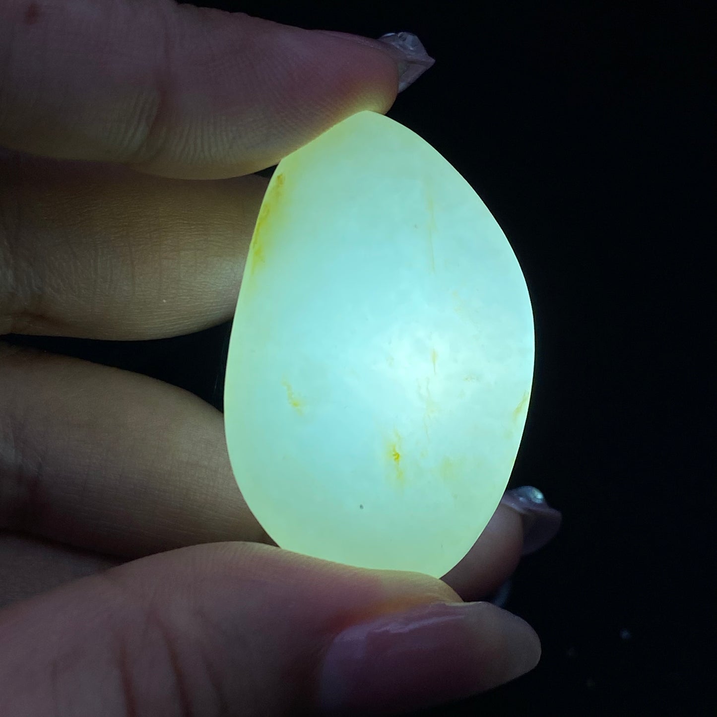 和田玉-白玉籽料原石挂件