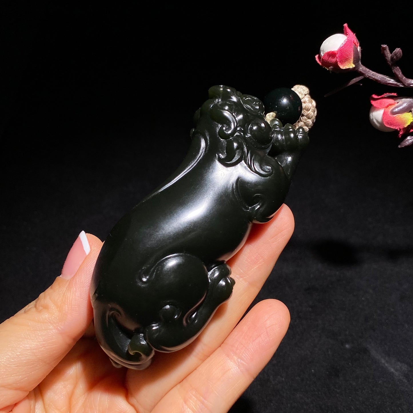 和田玉籽料青玉貔貅手把件