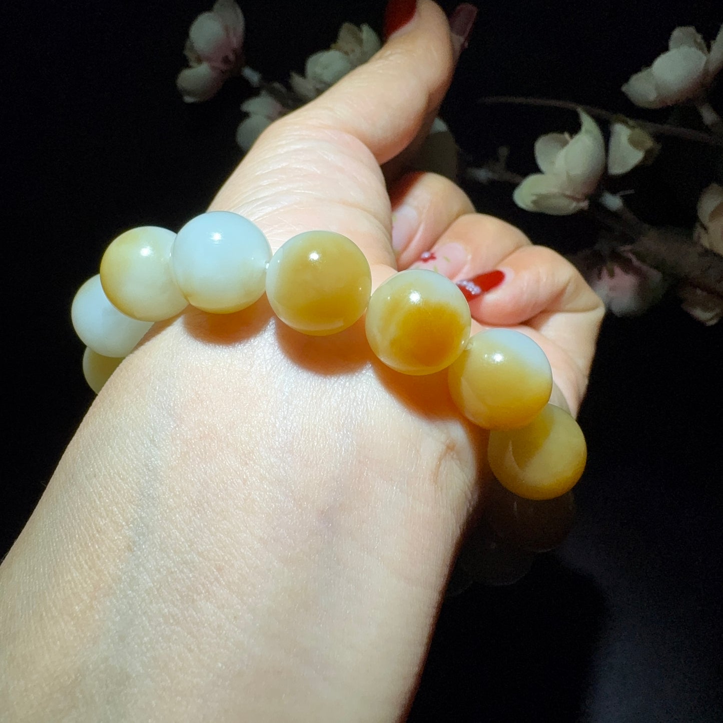 和田玉糖白圆珠手串