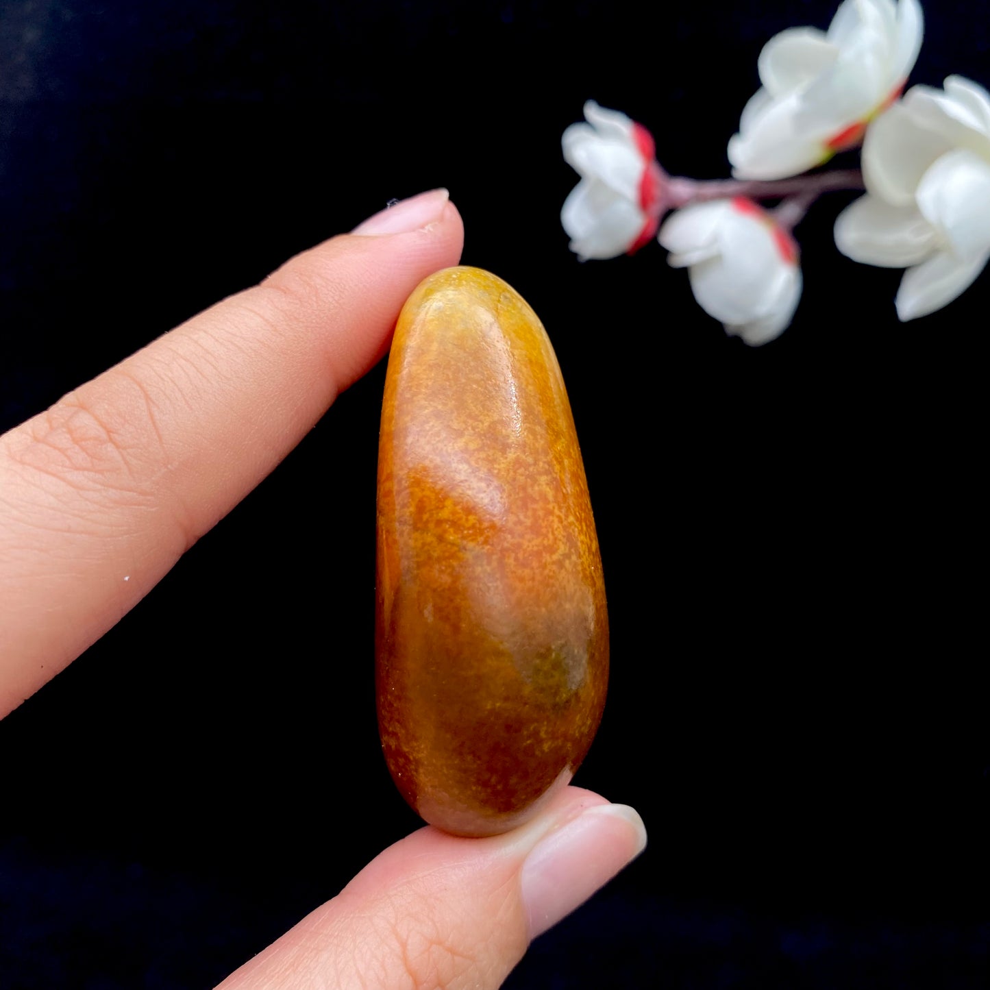 【超值推荐】和田玉-黄沁皮籽料原石