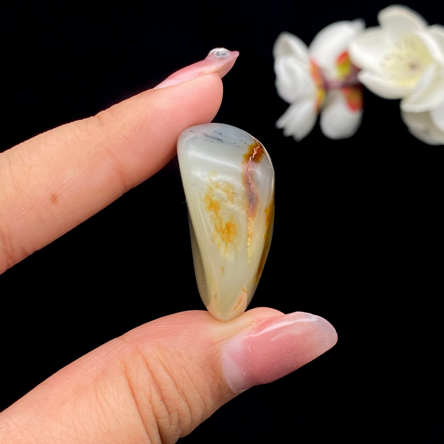 【超值推荐】和田玉-洒金皮青花底籽料挂件