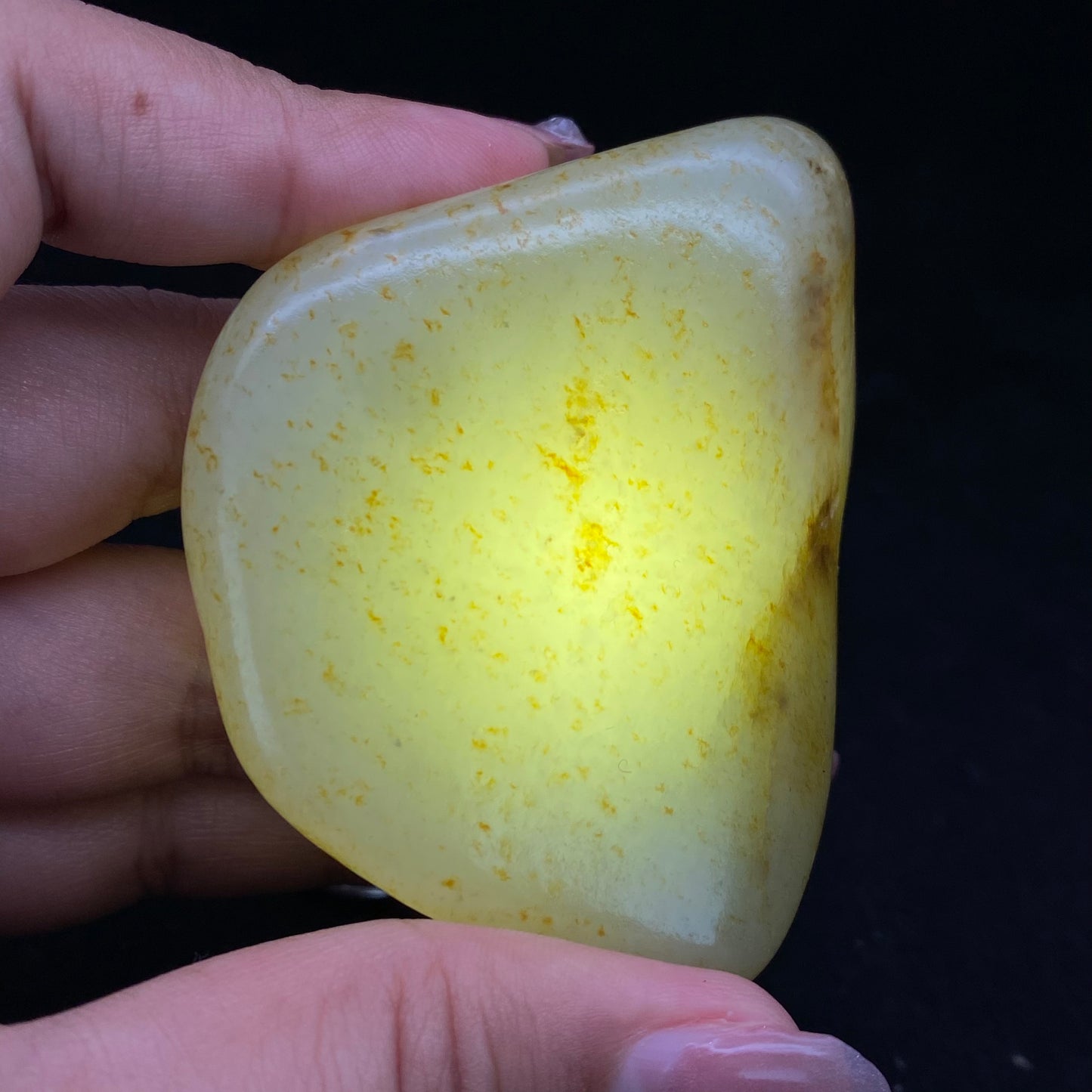 和田玉-洒金皮青白肉籽料手把件