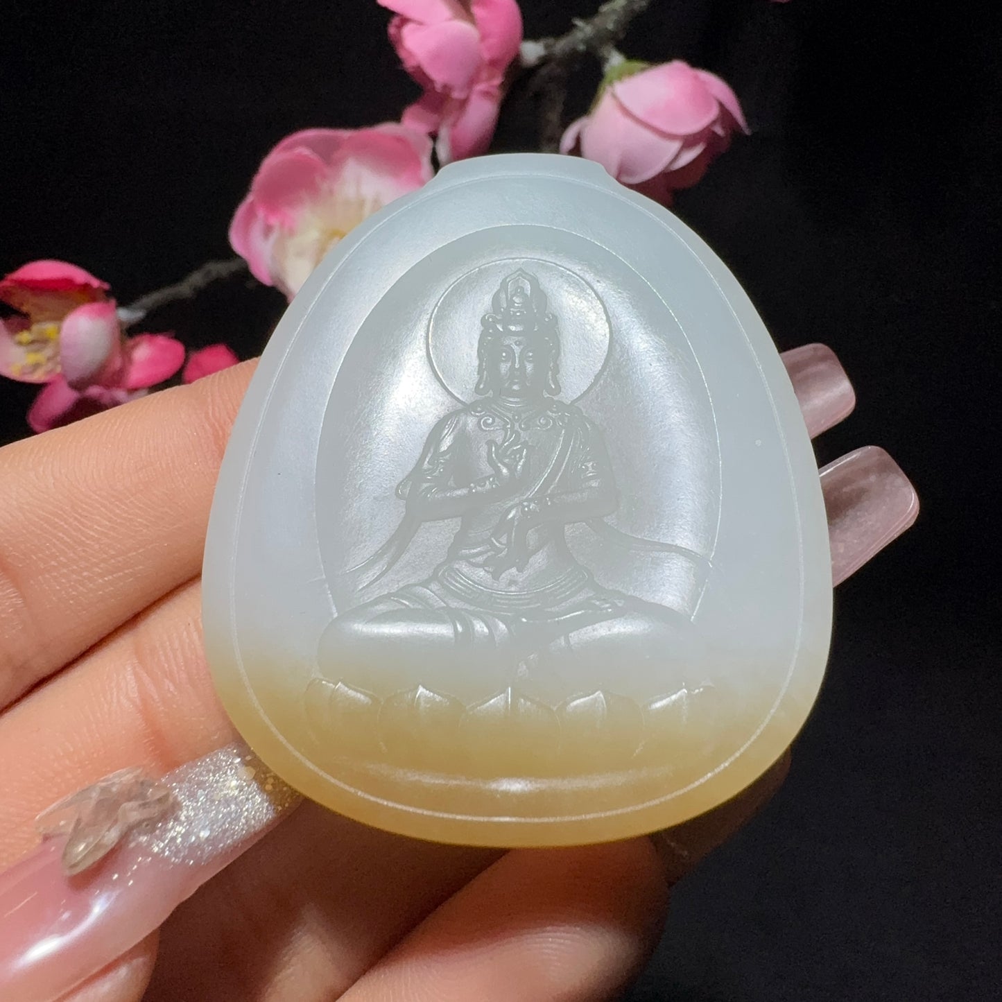 和田玉糖白玉观音牌挂件