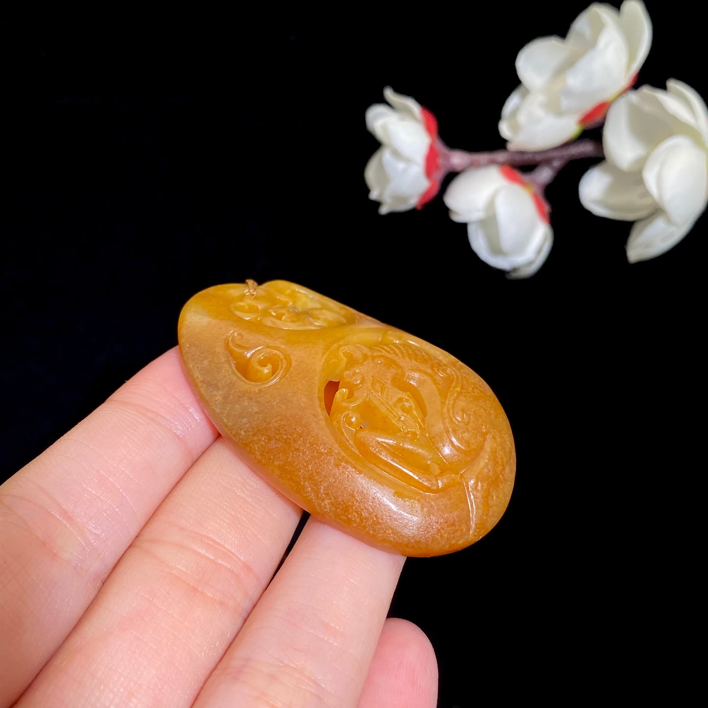 和田玉-籽料【龙马精神】挂件