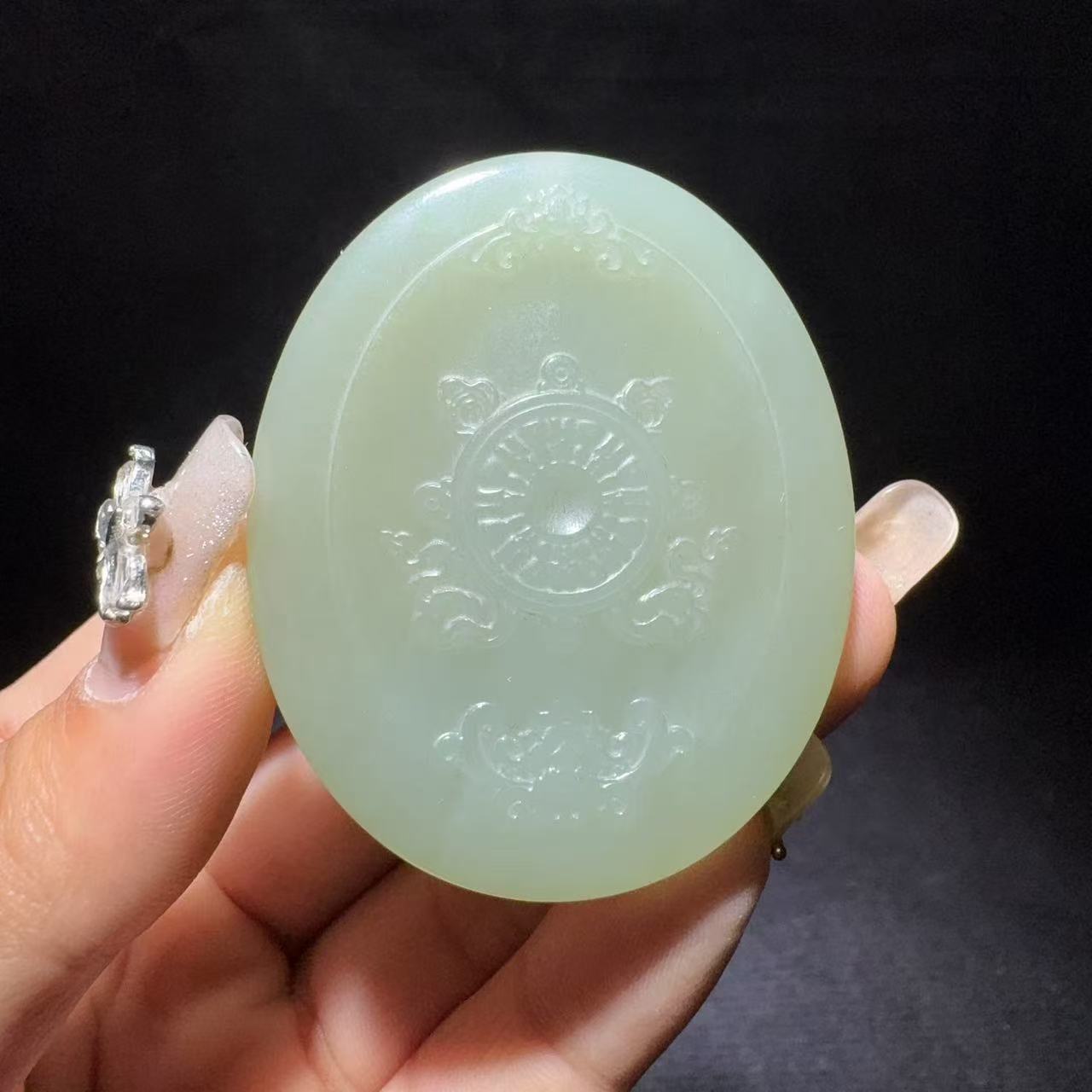 和田玉湖水绿挂件度母