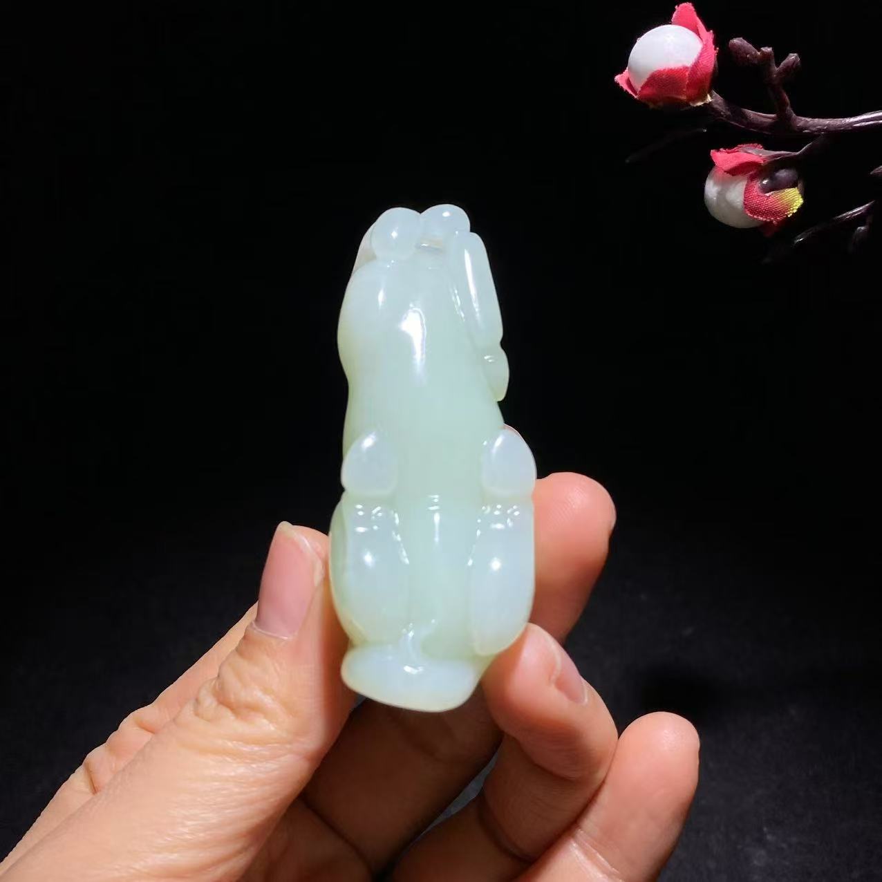 和田翠色白玉生肖马