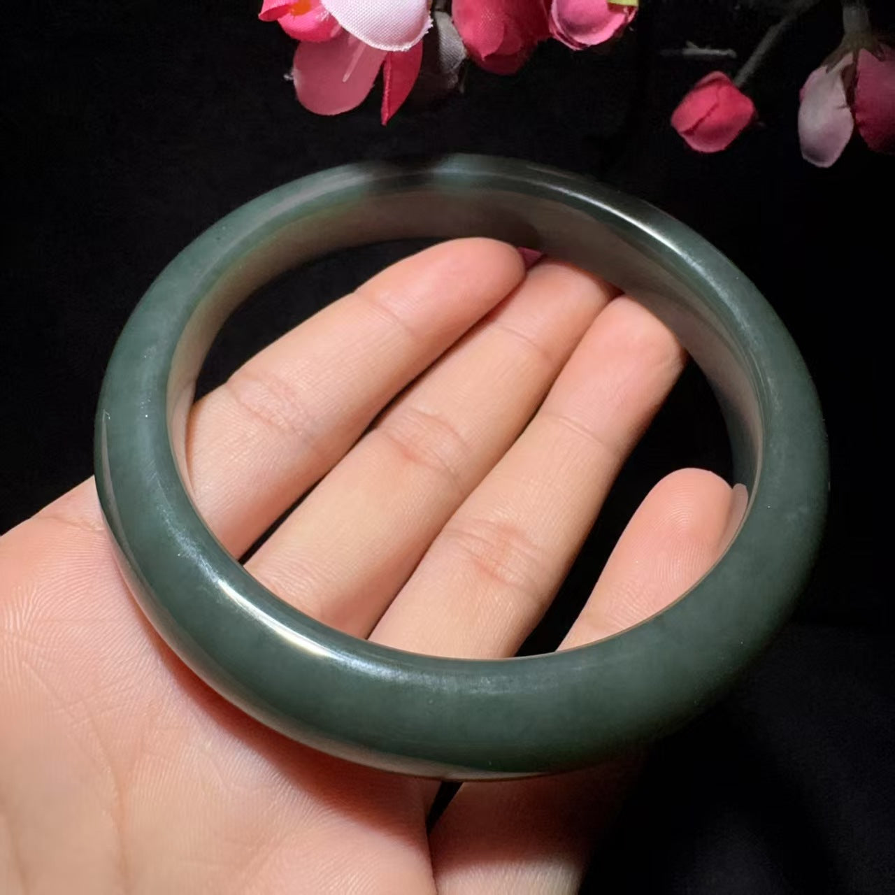 【超值推荐】和田玉且末蓝手镯