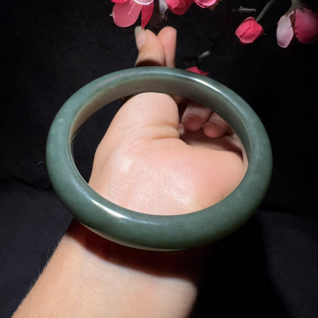 【超值推荐】和田玉且末蓝手镯