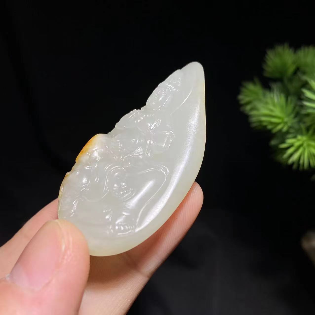 和田玉籽料普贤菩萨挂件