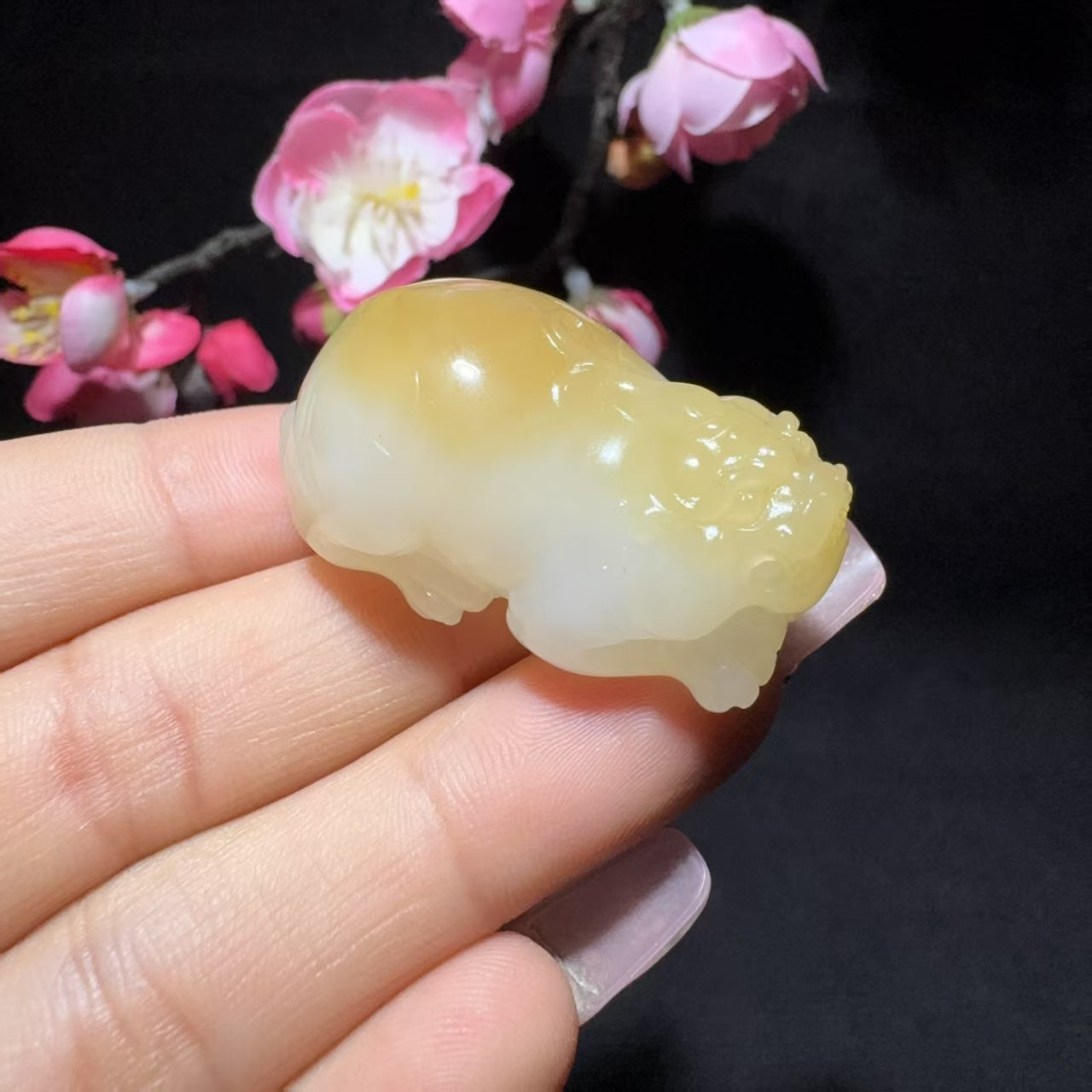 和田玉糖白玉貔貅挂件(29.2g)