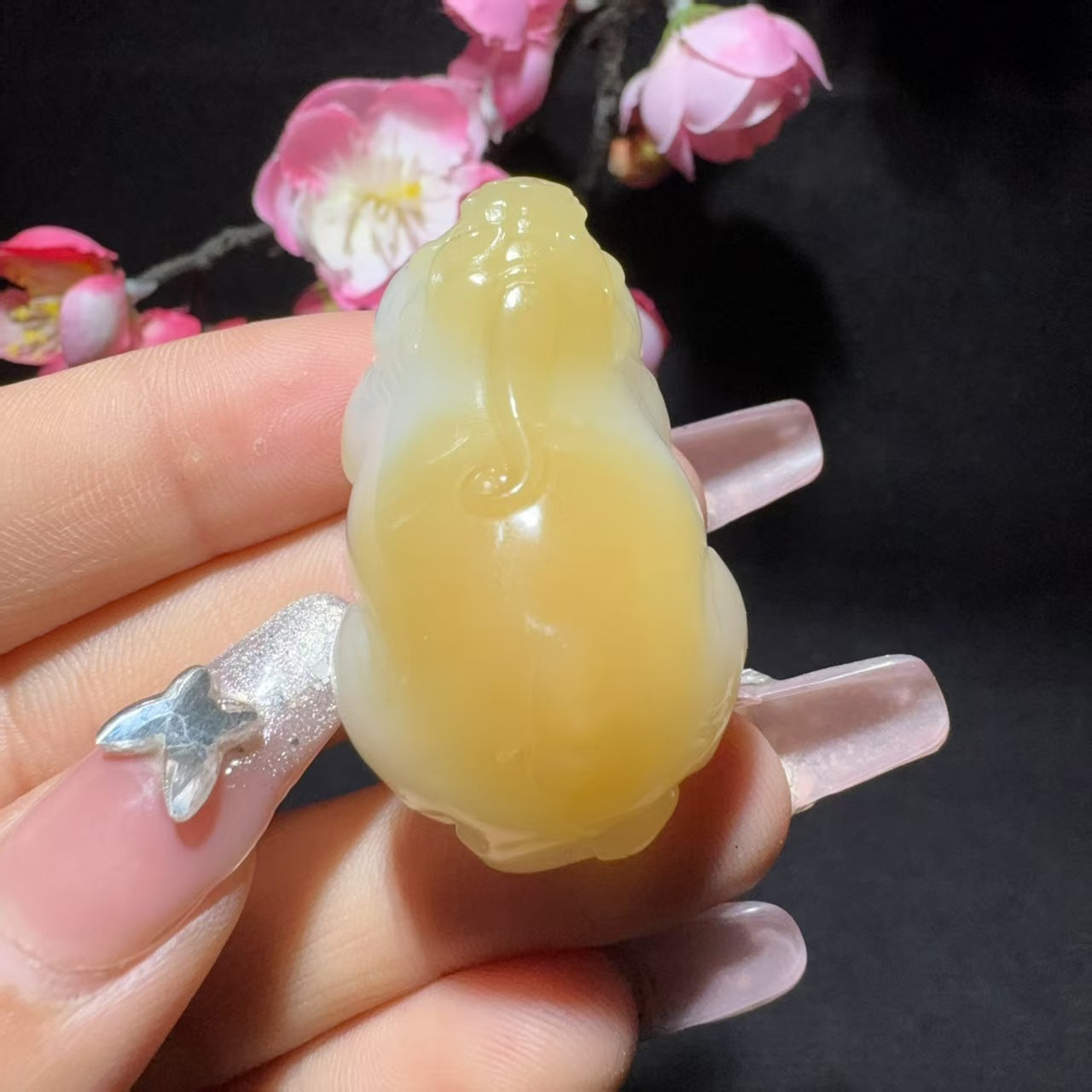 和田玉糖白玉貔貅挂件(29.2g)