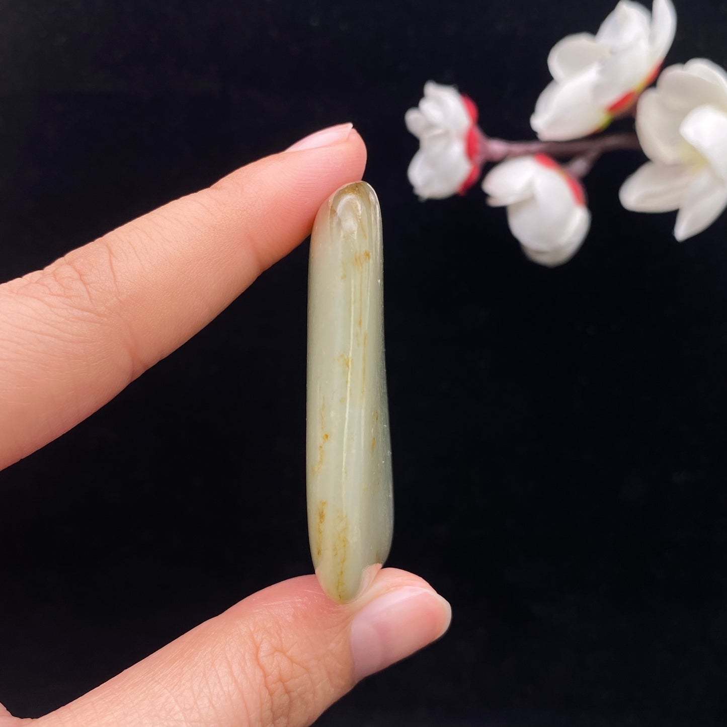 【超值推荐】和田玉-黄皮青白肉籽料挂件(40.5克)