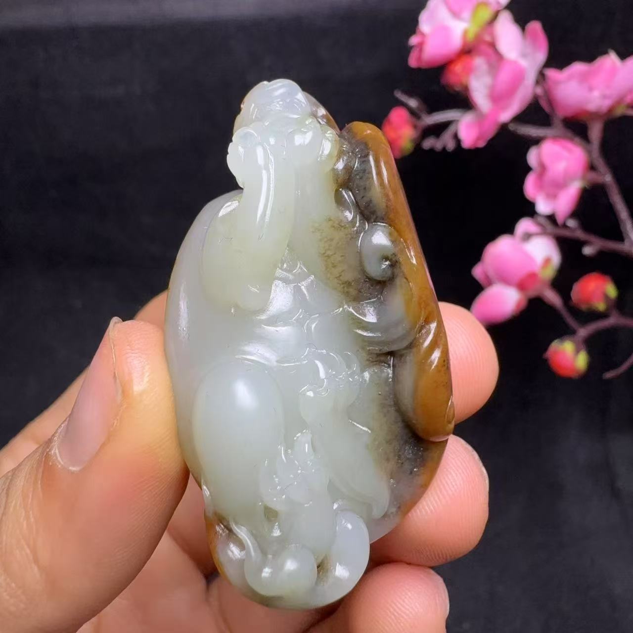 和田玉籽料挂件龙龟手把件(43.4g)