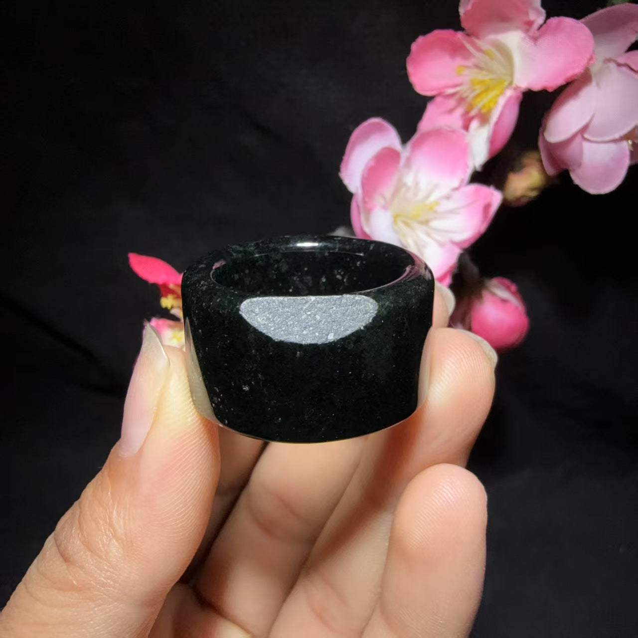 和田玉黑青扳指(15.8g)