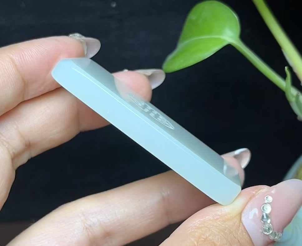 和田羊脂玉双喜临门平安无事牌(29.3g)