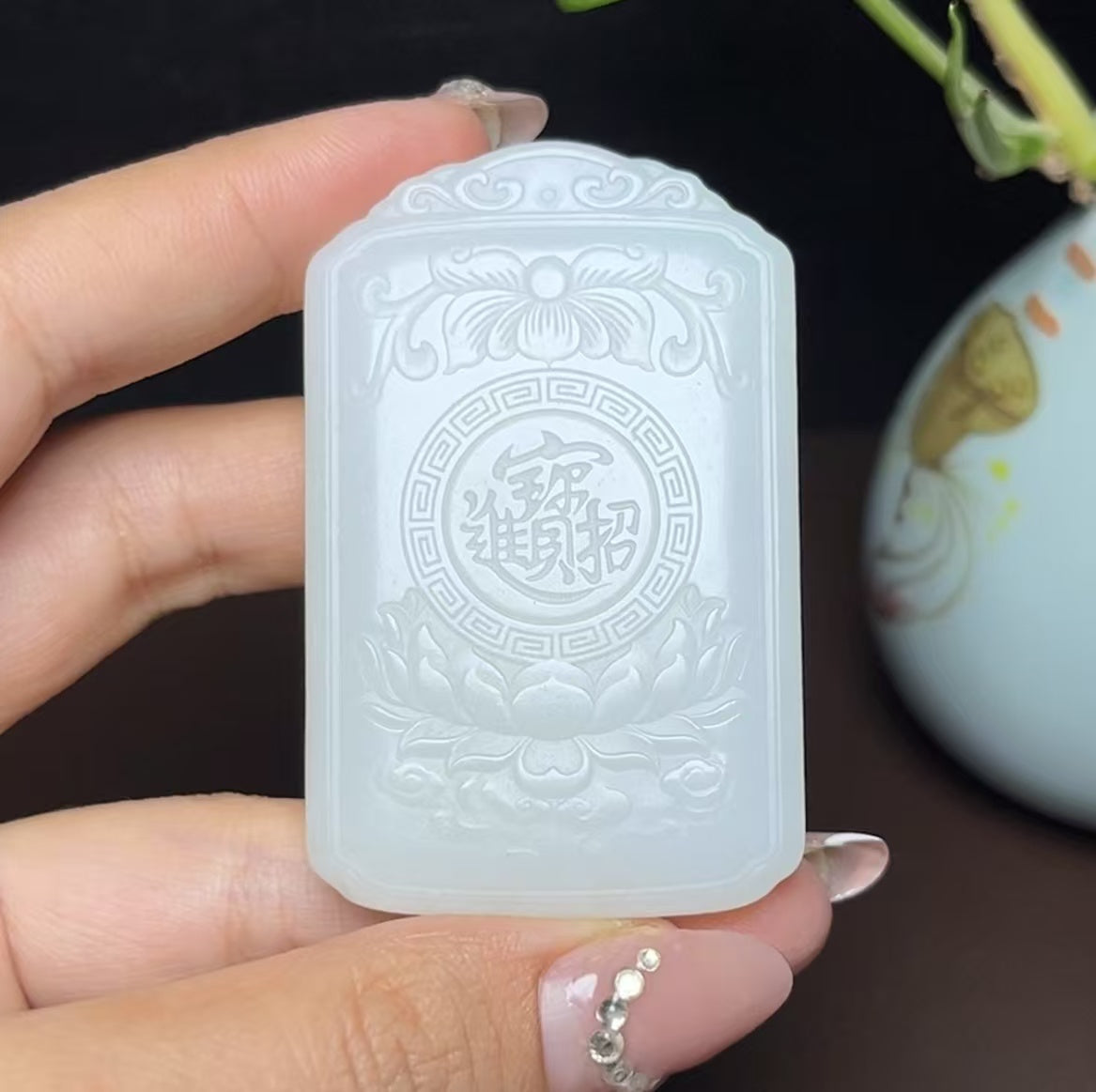 和田羊脂玉观音挂件(54.0g)