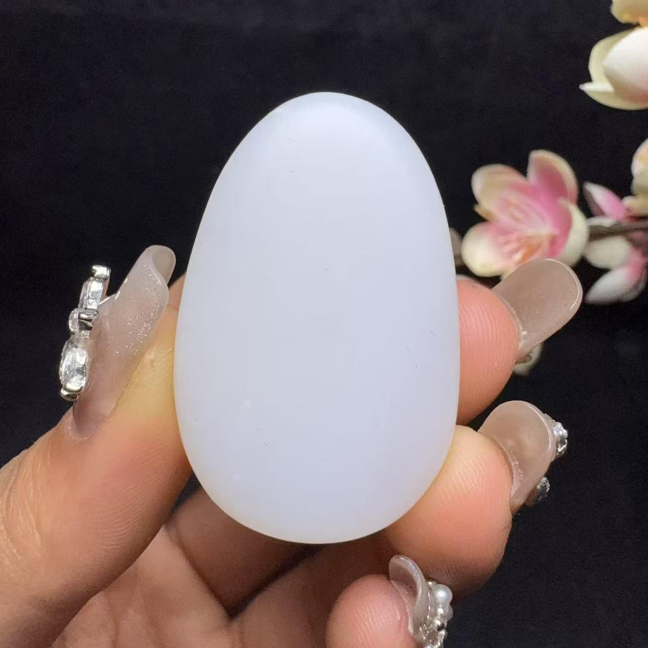 和田玉白玉挂件佛公(30.3g)