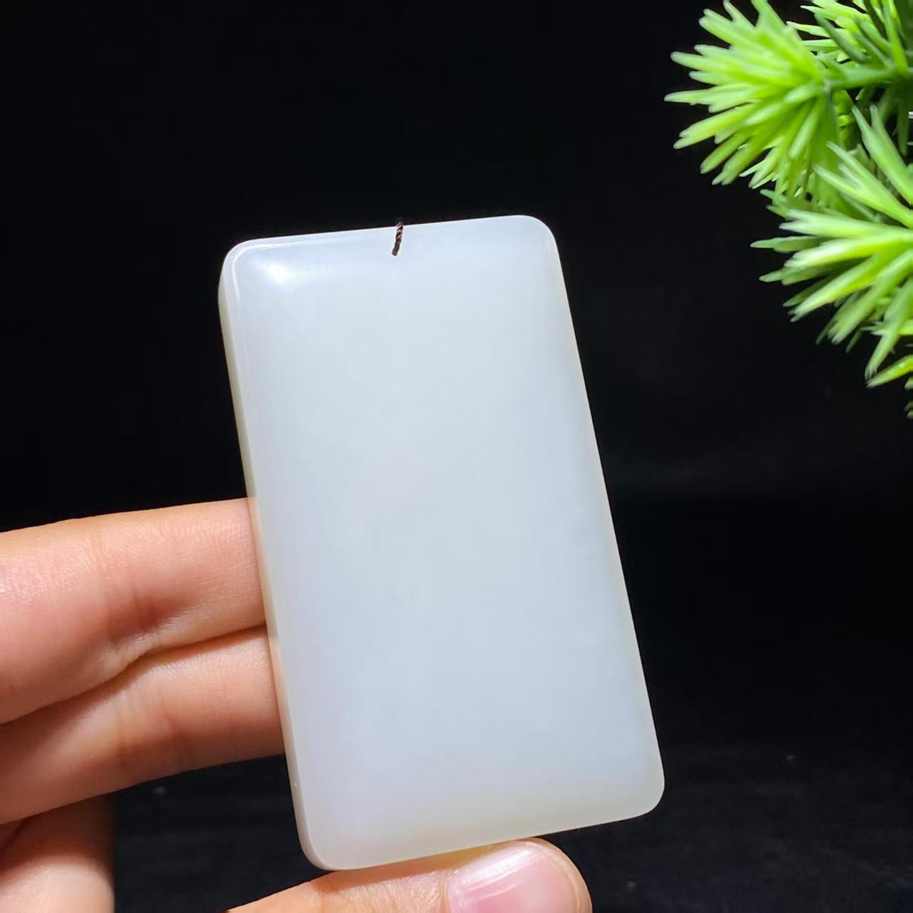 和田玉白玉无事牌(89.3g)