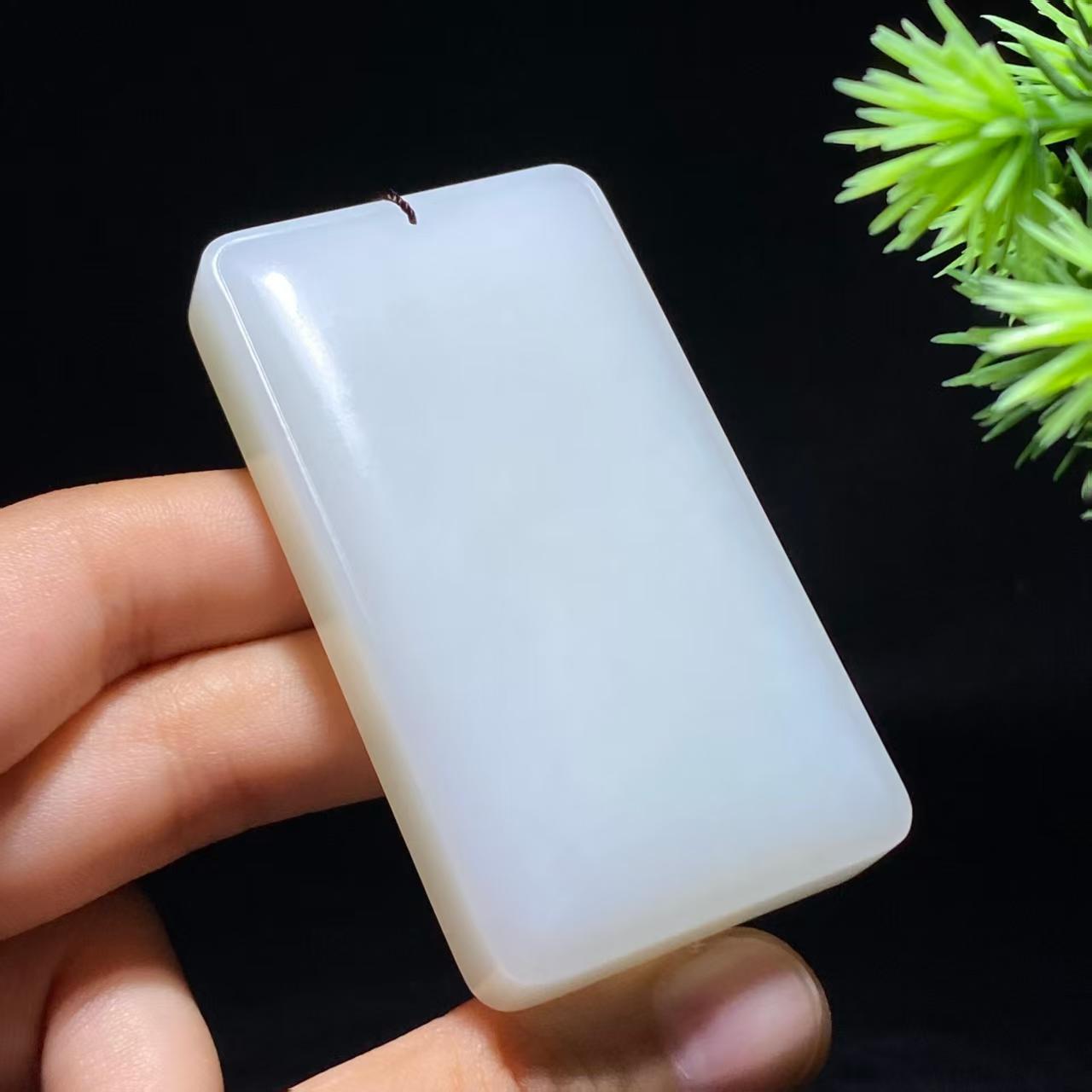 和田玉白玉无事牌(89.3g)