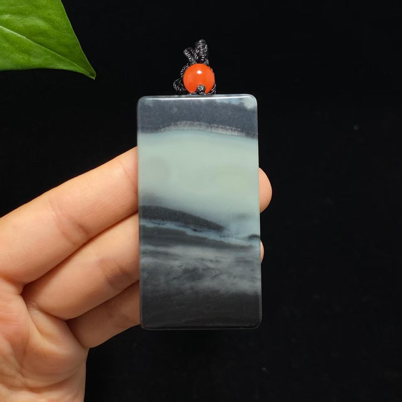 和田玉顶级青花平安无事牌(50.0g)