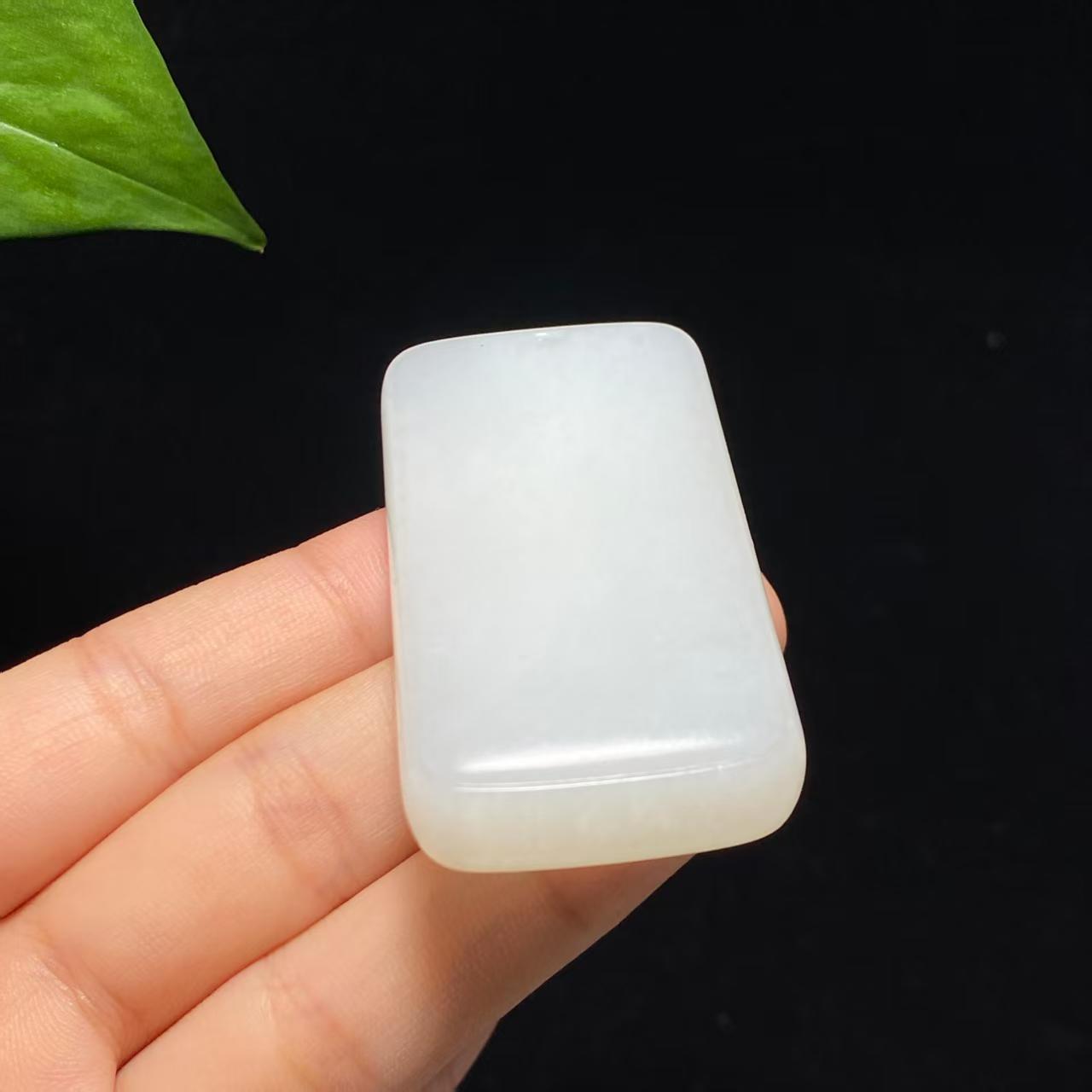 和田白玉平安无事牌(55.6g)